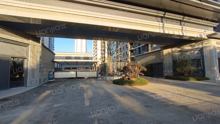 新鸿君品雅苑外景图