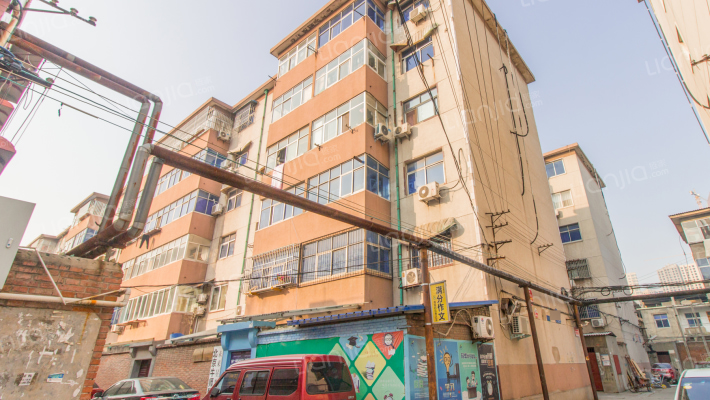 金质公司家属院外景图