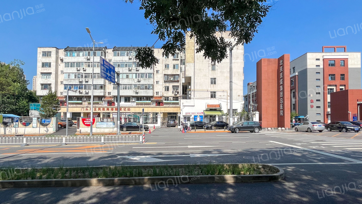 黑山大街15号外景图