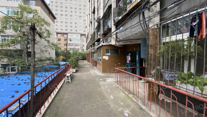 半坡东街36号外景图