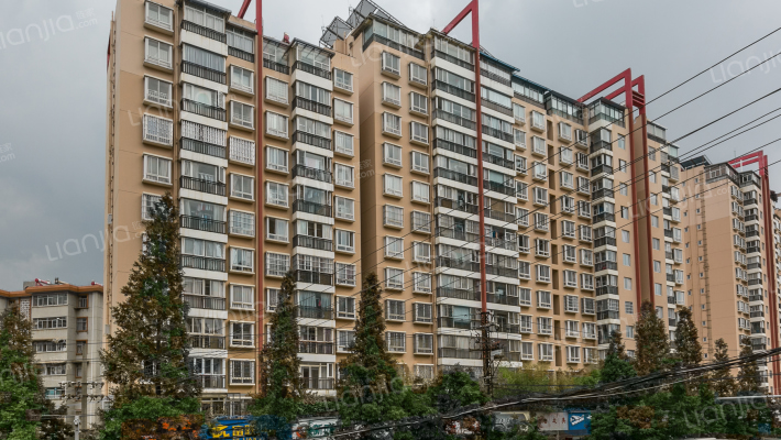 莲华苑小区外景图