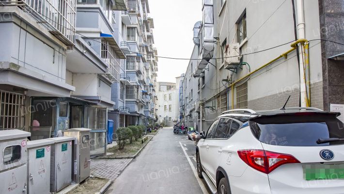 水墨兰庭外景图