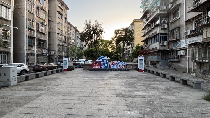 春秋社区春秋南路外景图