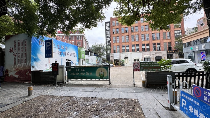 镇河一街69号外景图