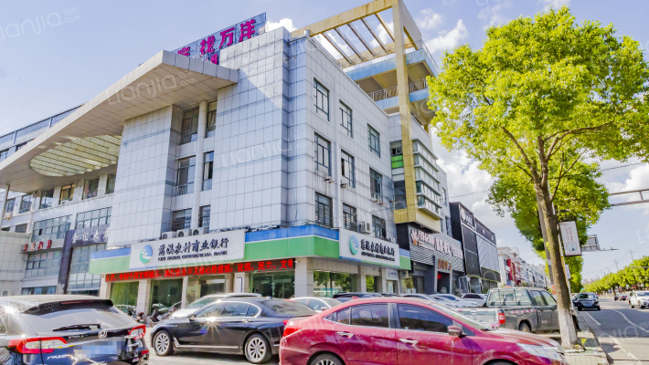 金汇大厦外景图