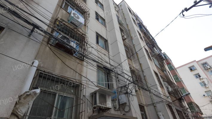 纬五路62号院外景图