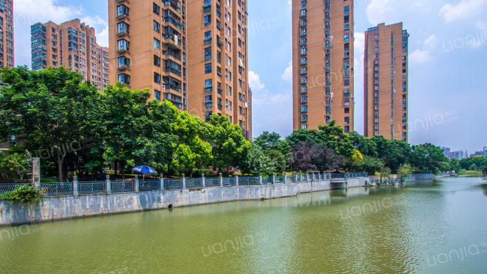 华江景城外景图