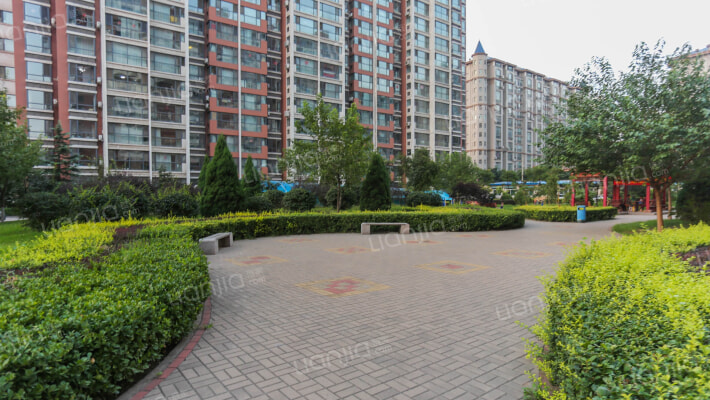 山大藴华庄外景图