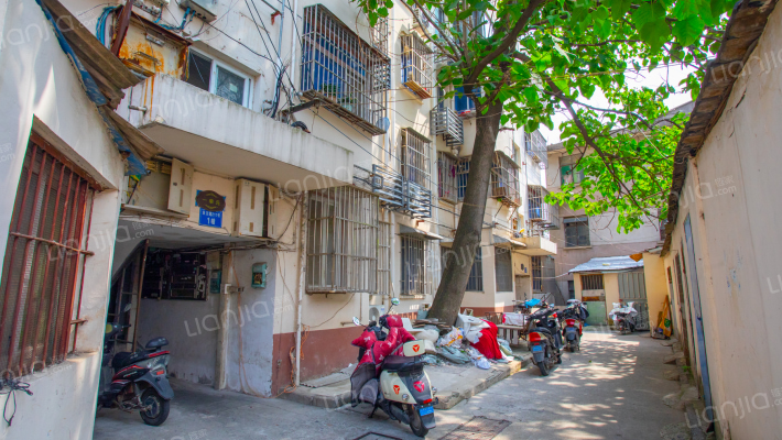 朱方路211号外景图