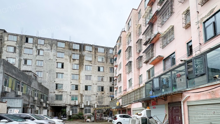 云龙公寓外景图