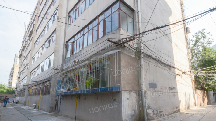 兰州减速厂家属院外景图