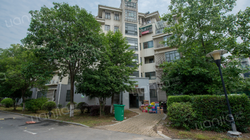 江南青年城绯云苑