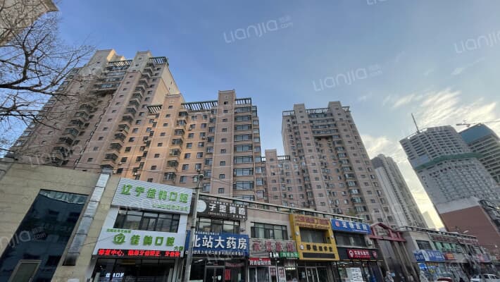 豪景花园外景图