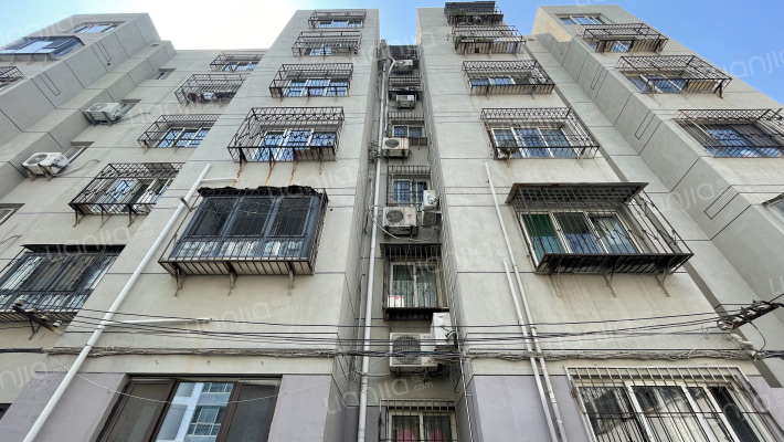 23号平调家属院外景图