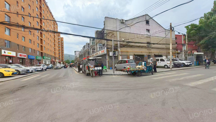 化肥厂水厂楼外景图