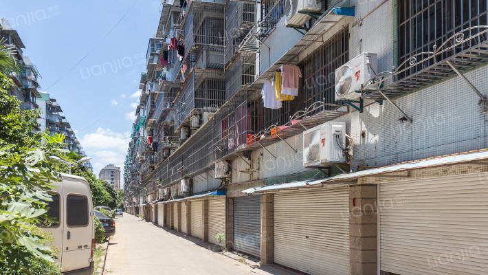 高立花园东区外景图