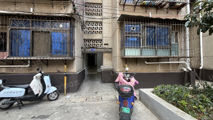 教场中路198号外景图