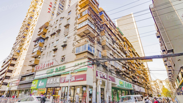 新华小路136号外景图