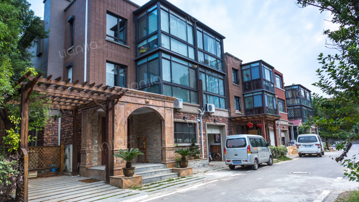 运盛美之国10组团外景图