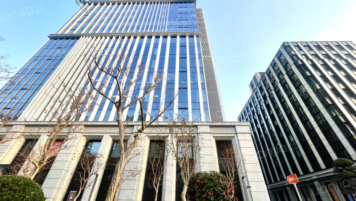 百和商务广场外景图