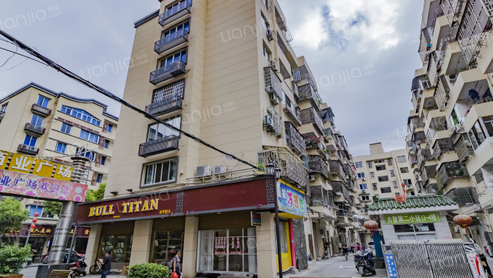 鳌江玫瑰丽园小区外景图