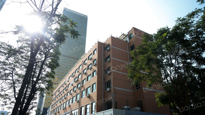 中央C商务公寓外景图