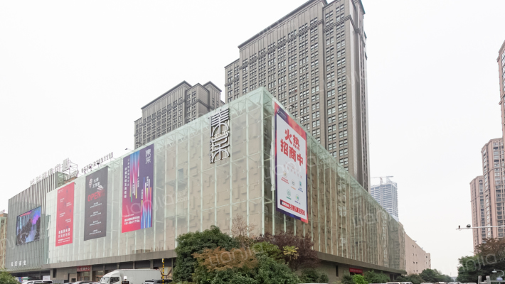 越领星公馆外景图