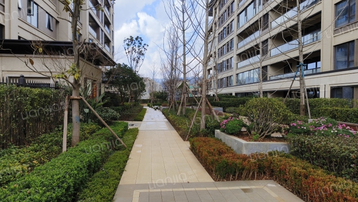 昆明融创文旅城九云府南区外景图