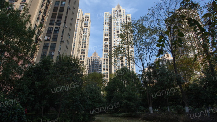 保利心语八期外景图