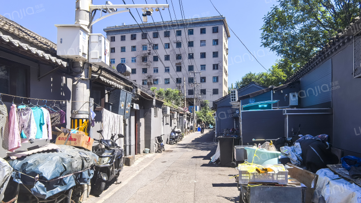 宫门口三条外景图