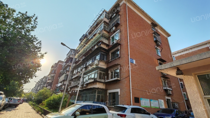 美好东里外景图