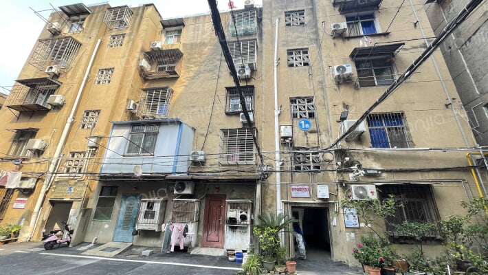 蔬菜公司家属院外景图