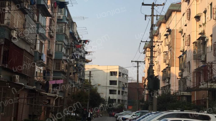 同济路1111弄外景图