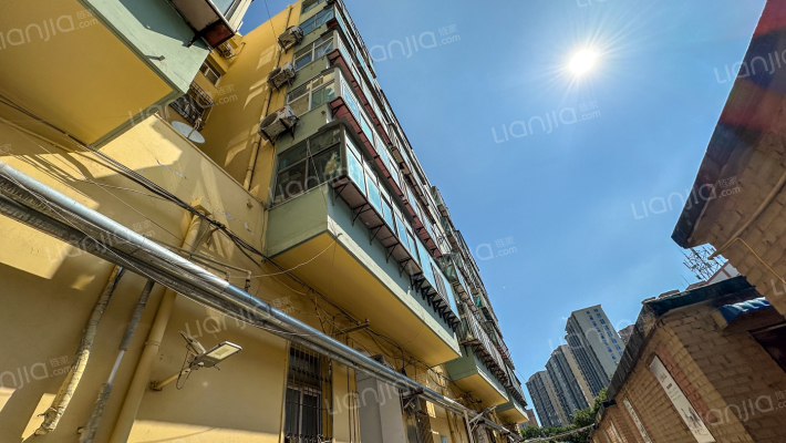 29中家属院外景图