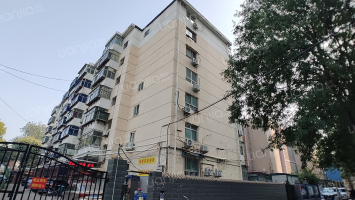 市歌舞团宿舍外景图