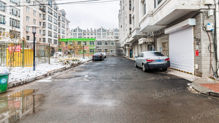 征仪花园外景图