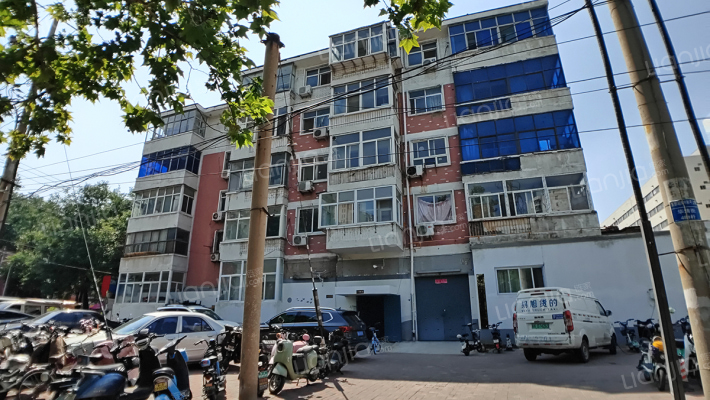 市食品公司宿舍外景图