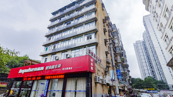 鹦鹉大道17号外景图