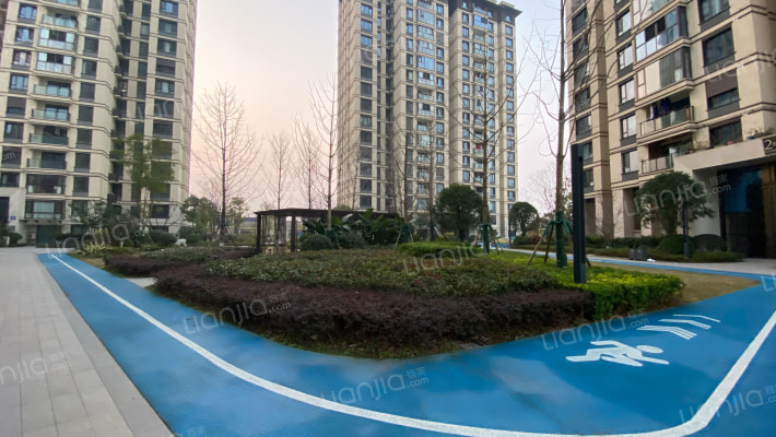 朗诗乐府领峯外景图