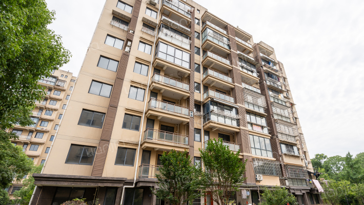 中龙•龙萃苑外景图