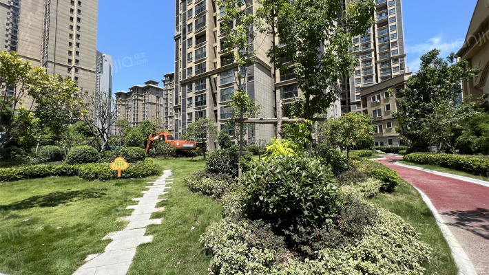 东方花都外景图