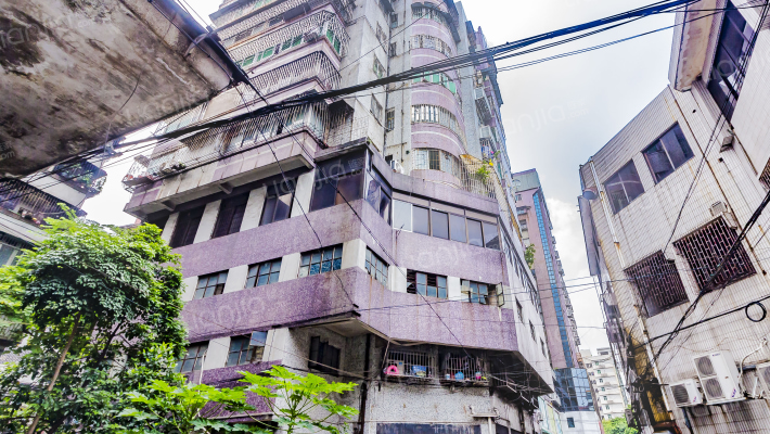 名苑大厦外景图