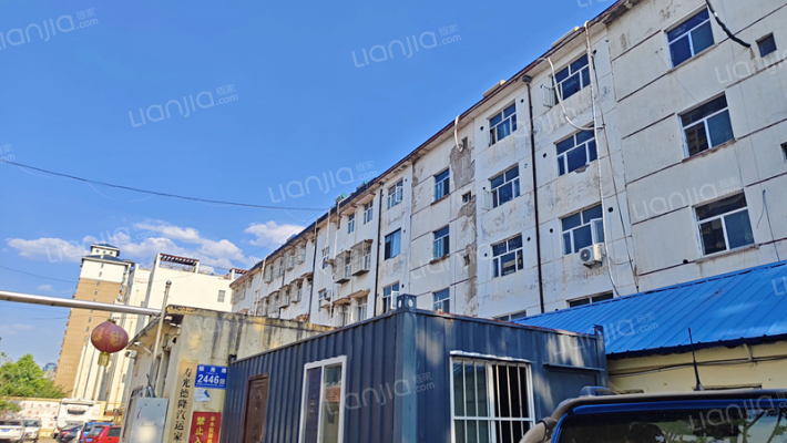 老运输公司家属院外景图