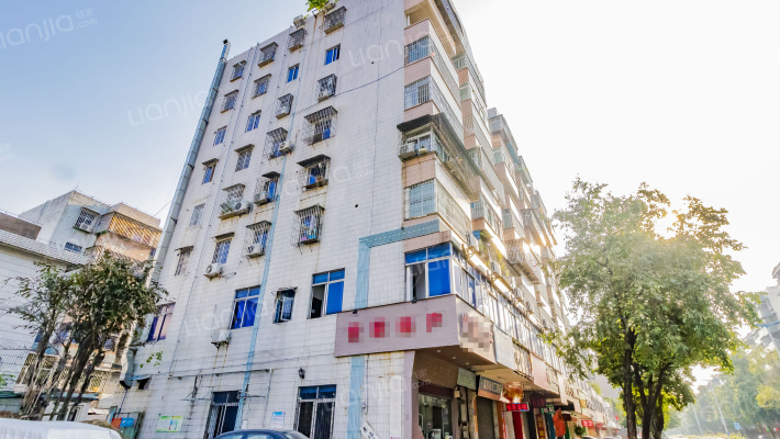 来福花园外景图