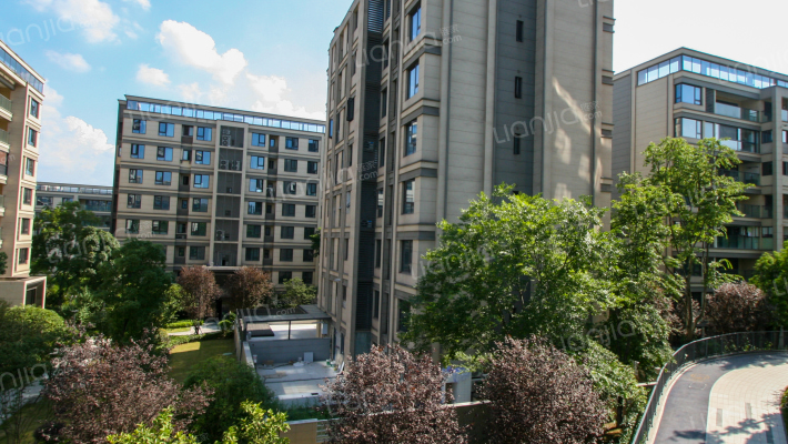 龙湖康田麓宸（四期）外景图