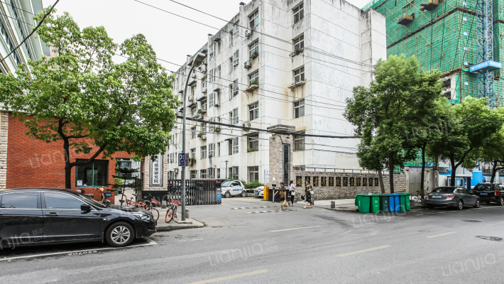 质检局宿舍外景图