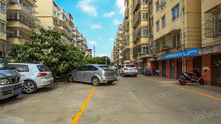 城港花苑东区外景图