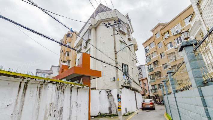 湖上岙村外景图