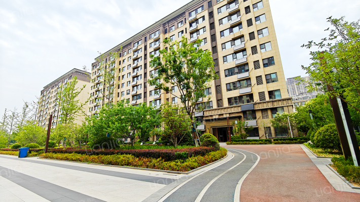 吾悦华府外景图