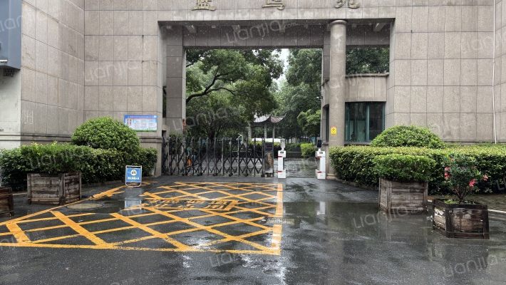 百合蓝鸟苑外景图